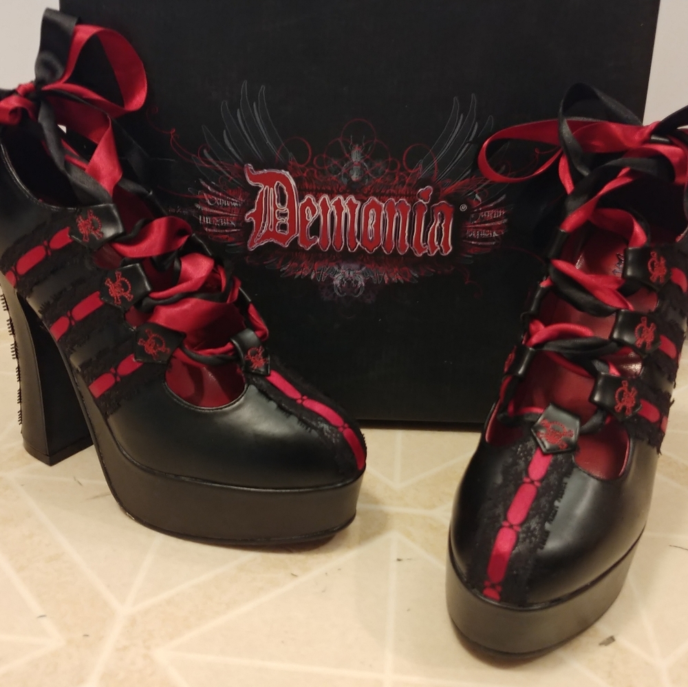 Demonia